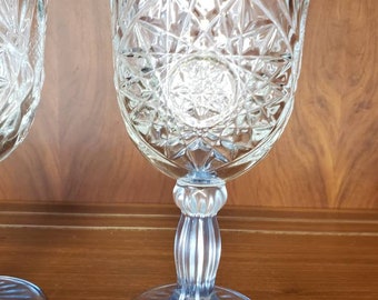 Hobstar goblet set of 2 Libbey star etched drinkware