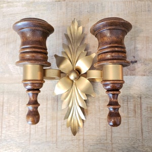 Candlestick holder Homco wall sconce in brass and wood Hollywood Regency