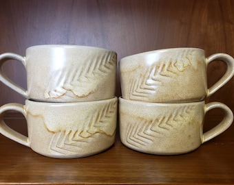 Pottery mugs tan speckled abstract wheat pattern soup mug