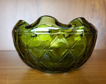 Green candy dish bowl Indiana glass criss-cross pattern ruffled edges