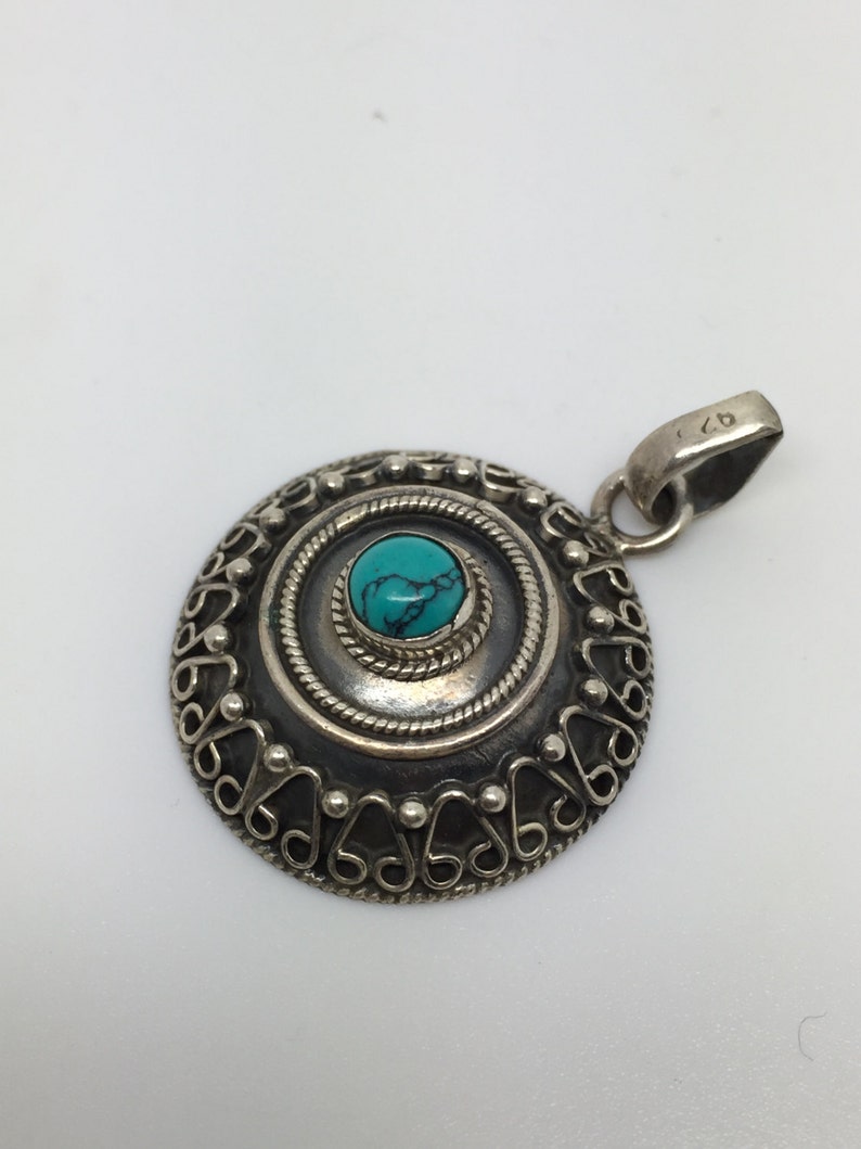 silver turquoise pendant,silver turquoise necklace,turquoise pendant,turquoise necklace,turquoise stone,turquoise jewelry,silver pendant