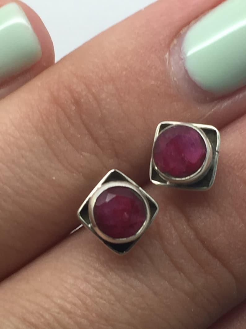silver stud earrings with ruby stone,silver ruby lewelry,ruby earrings,ruby studs,silver stone studs,stone earrings,gemstone earrings,studs
