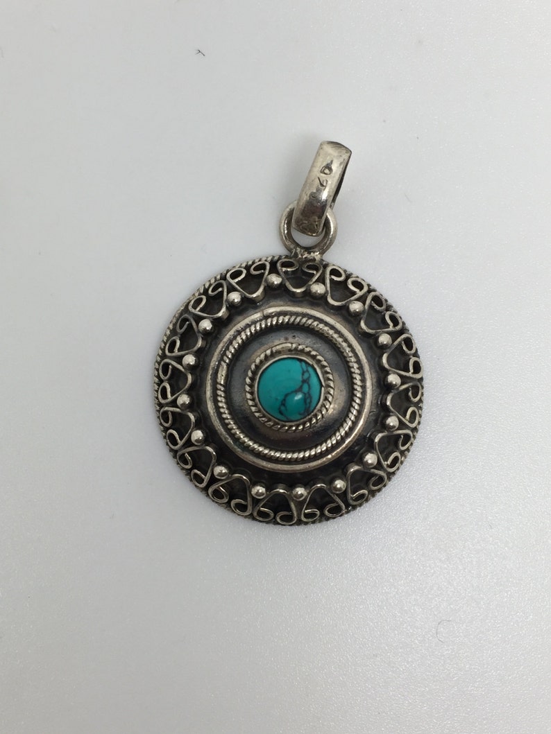 silver turquoise pendant,silver turquoise necklace,turquoise pendant,turquoise necklace,turquoise stone,turquoise jewelry,silver pendant