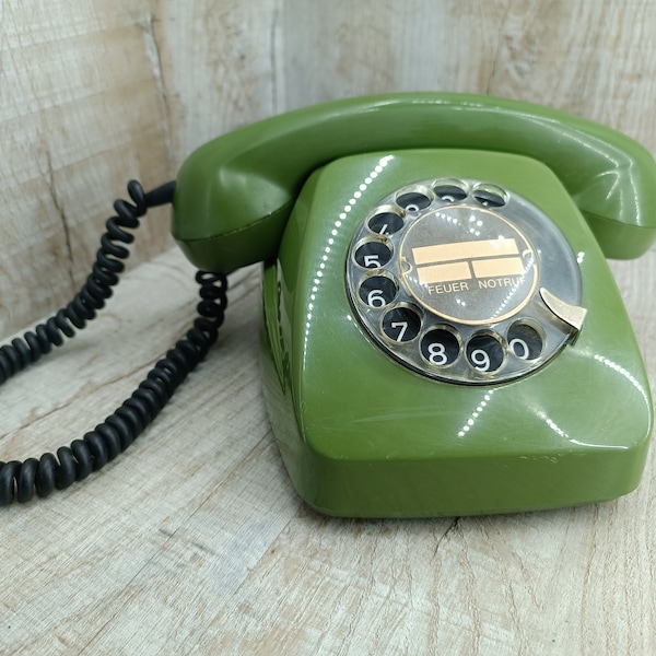 Green Rotary Phone Vintage telephone set Old desk Telephone Disc phone Interior Phone props Retro iphone Soviet home devise magnetic round