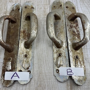 Maniglie per porte in metallo verde vintage: pomelli rustici da fienile (set da 2)