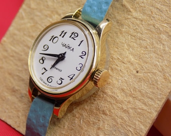 Orologio da donna vintage Chaika in oro, URSS, 17 gioielli