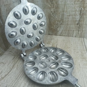 Vintage style Cake Molds Metal Baking Forms Baking Dishes Cookie Mold Cupcake Pan Jelly Dish Cakes Biscuit mold Retro kitchen Cookies maker