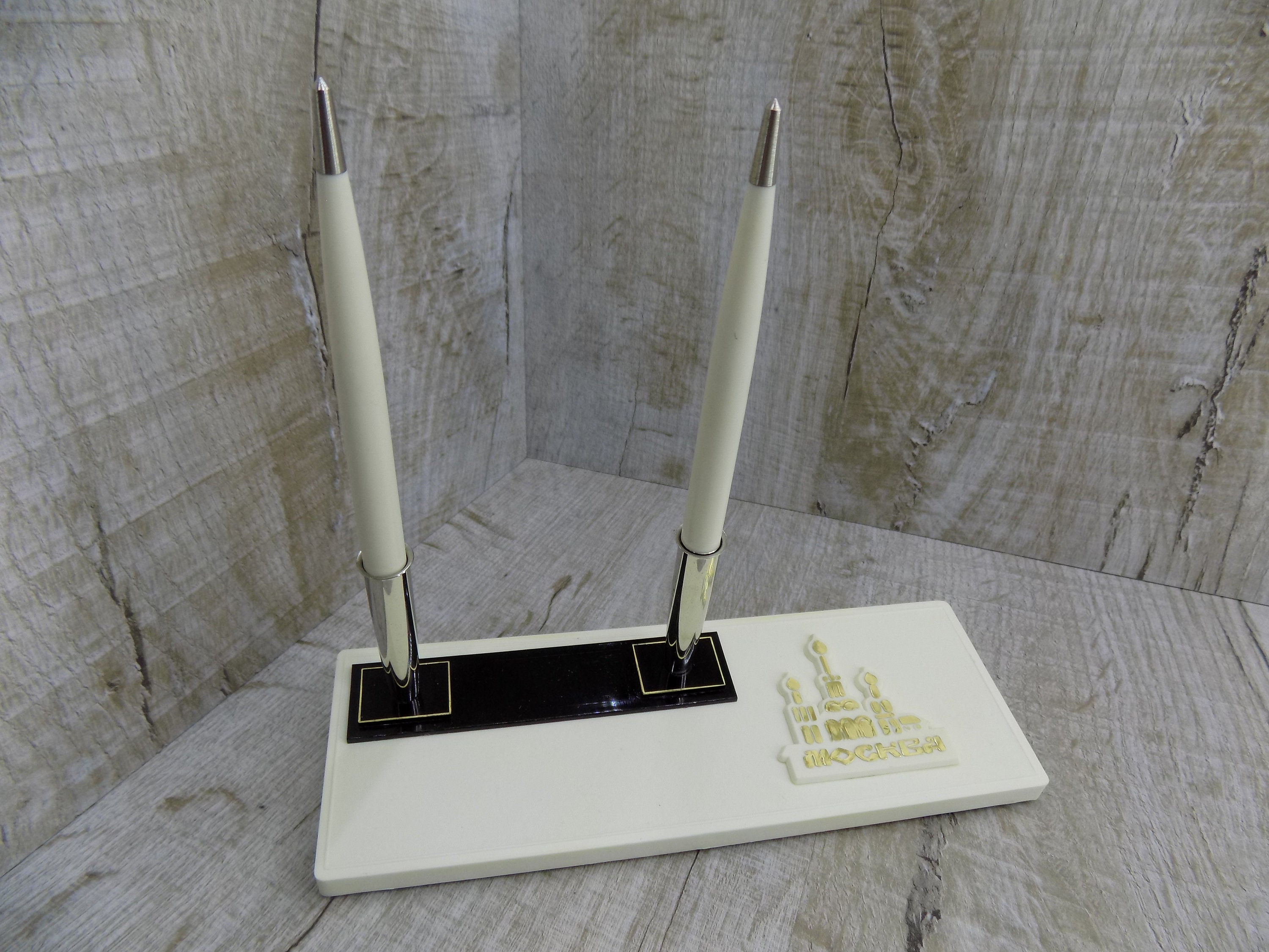 WoodRiver - Double Pen/Pencil Acrylic Display Stand
