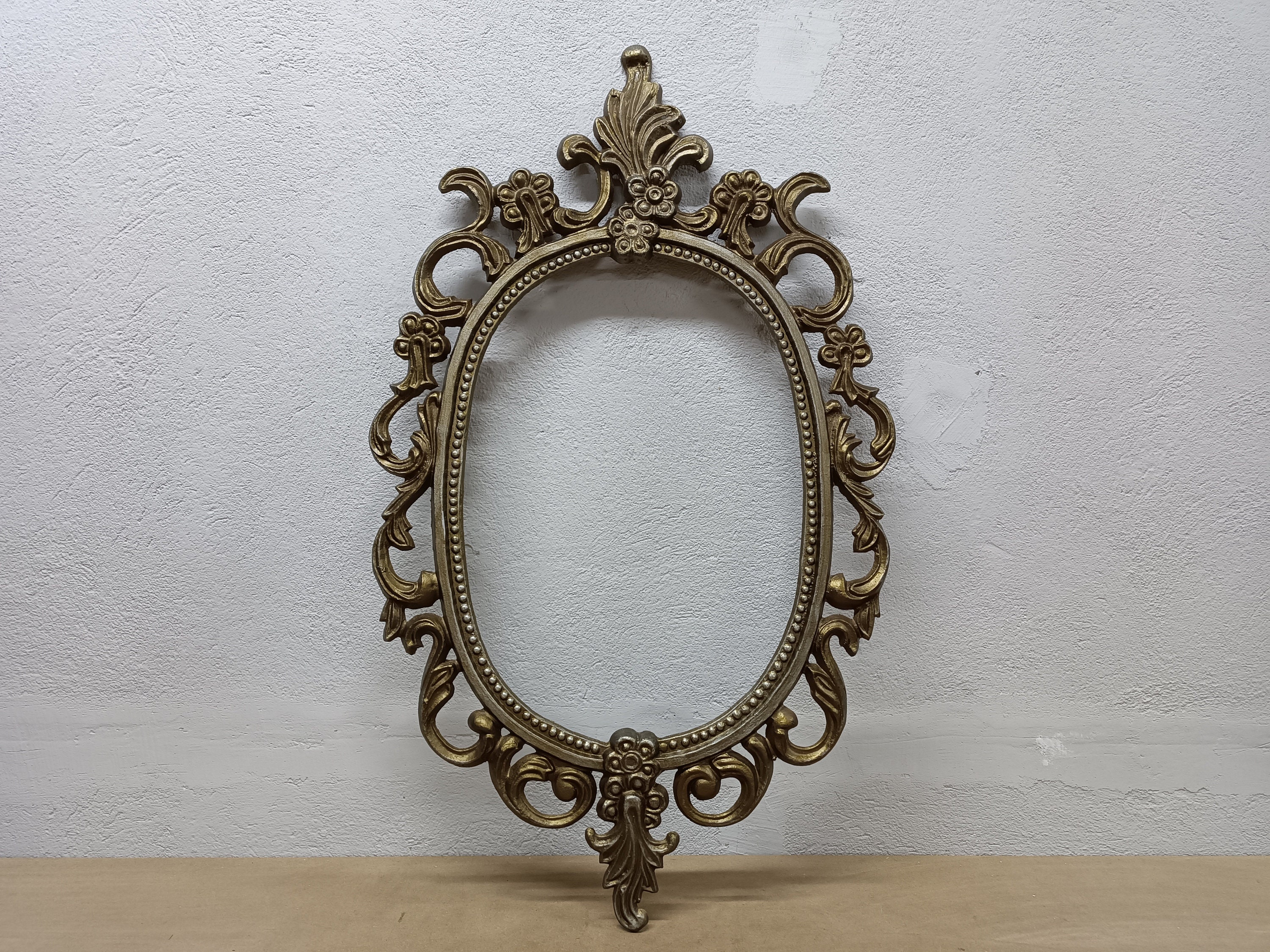 Antique Photo Frame Oval Floral Frame for Mirror Victorian Ornate