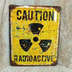 Señal de advertencia de radiación Señal de metal esmaltado Señal de electricidad grande Rayo industrial americano Negro Amarillo Alto voltaje, peligroso para la vida