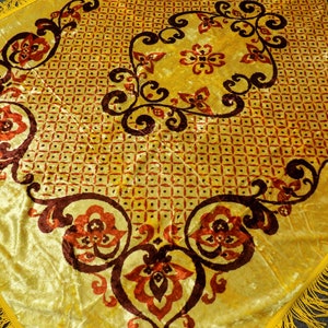 Velvet tablecloth Vintage Bed Cover Velvety Rug Kilim Yellow floral tablecloth Velor Bedspread Tapestry Dining tablecloth wall Bedspread