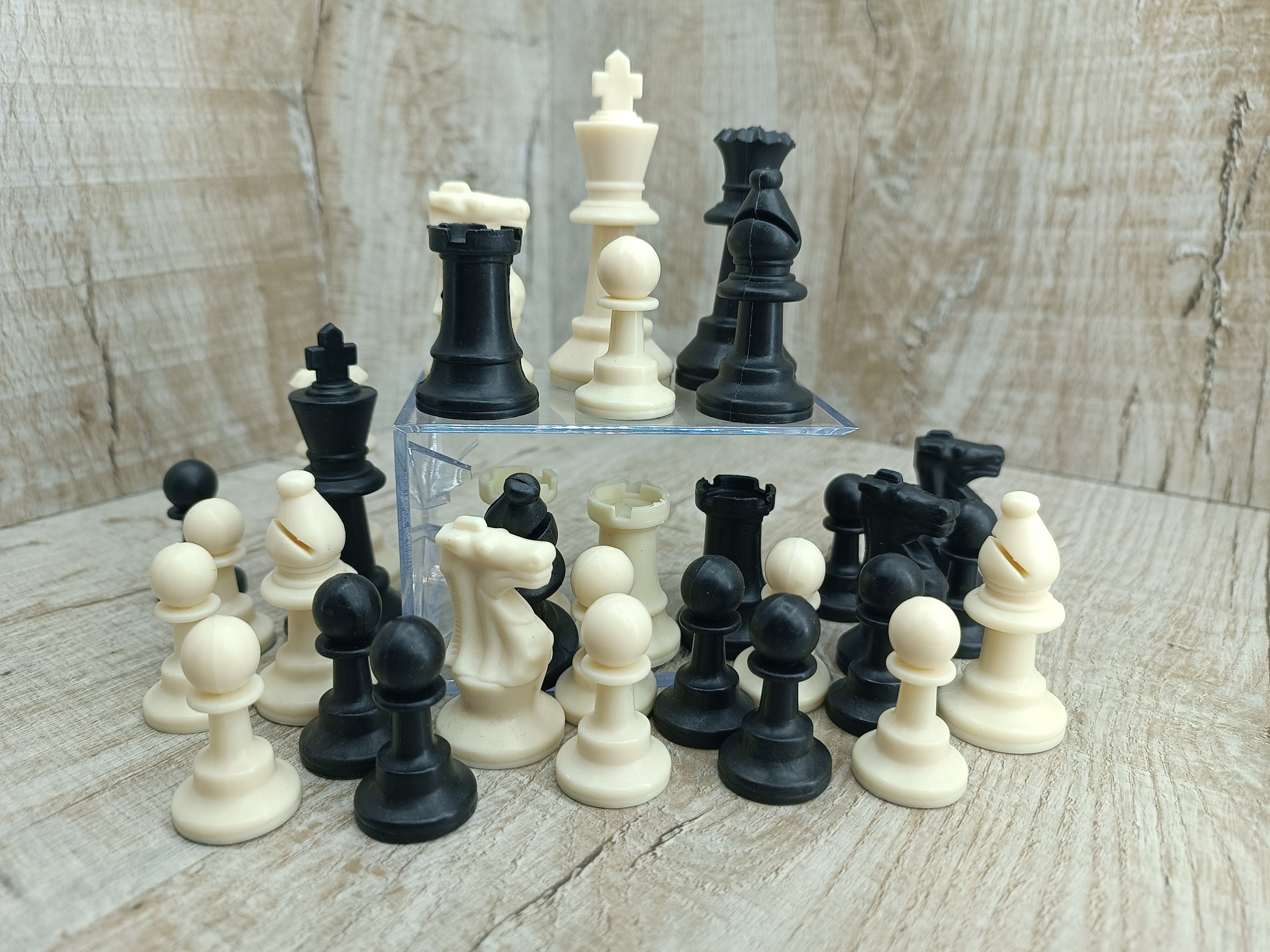 32 Stück Ersatz Schachfiguren Zubehör Set für Schach