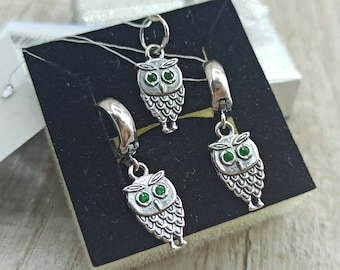 Owl jewelry set Green stone 925 sterling silver Vintage unusual Owl pendant charm green emerald zircon earrings Unique set jewelry Art charm