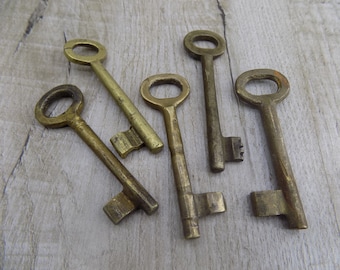 5 chiavi scheletriche in ottone vintage: collezione di chiavi di case francesi antiche