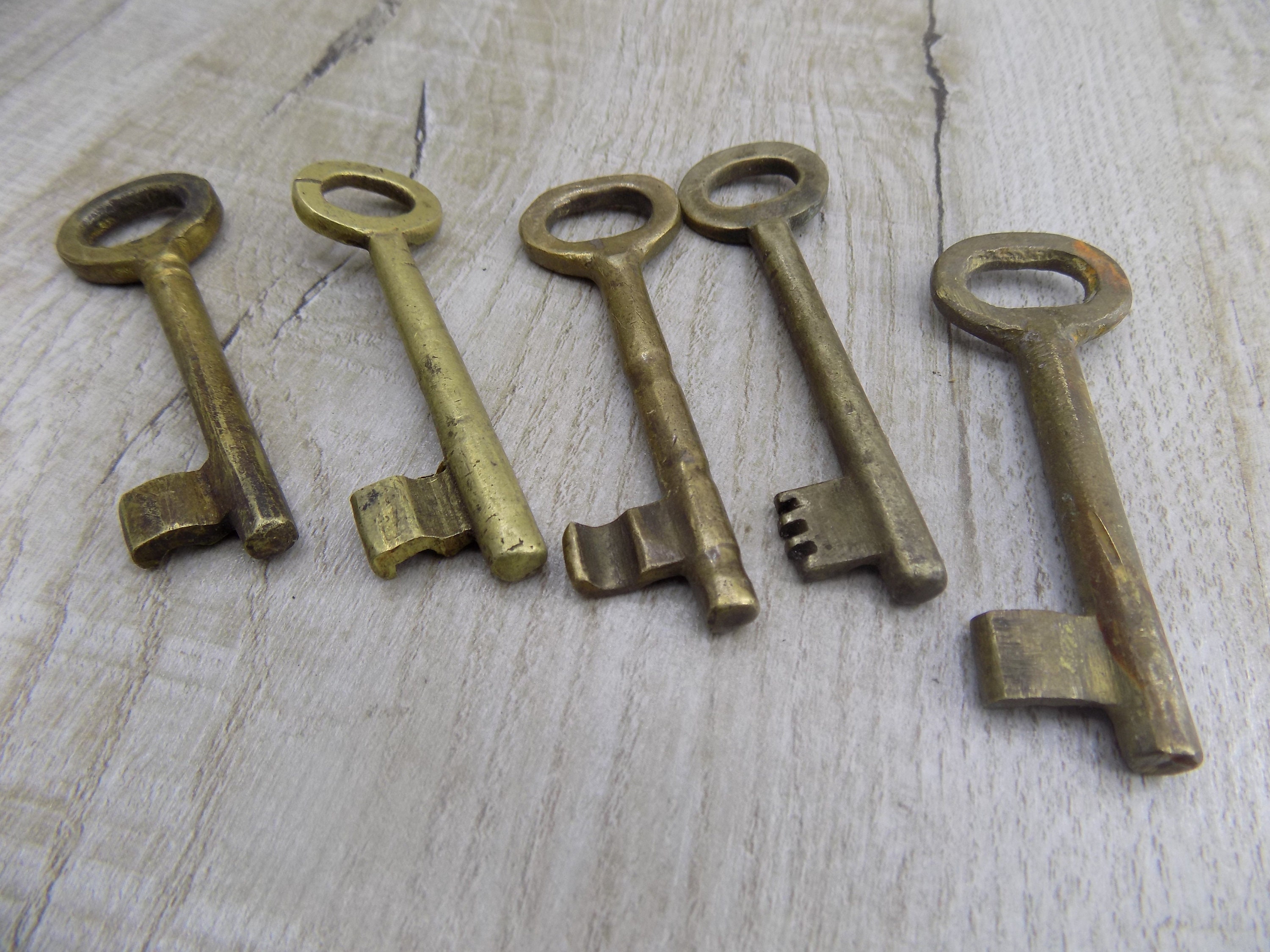 5 Vintage Skelett Schlüssel Große Messing Schlüssel Antik Repurpose  Schlüssel lange Schlüssel wiederverwendbar Sicherer Schlüssel gepanzerter  Türschlüssel original französischer Hausschlüssel Kreation -  Österreich