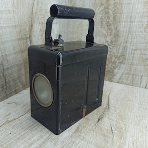lanterne de chemin de fer de cru Vieille grande lanterne Rusty projecteur Projet de lampe industrielle Lampe unique Phare Steampunk phare lampe lampe lampe portable lampe clignotante