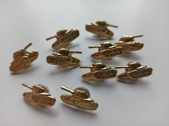 Tank Driver Pin Soviet tank badge Tank cocarde Military Pin tank pins… - Gem