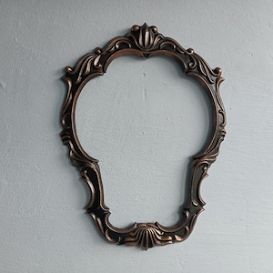Marco de fotos antiguo redondo ovalado con forma de calavera para espejo, estilo victoriano, adornado, de metal fundido, vintage, de bronce, gigante, grande, estilo art déco, 50