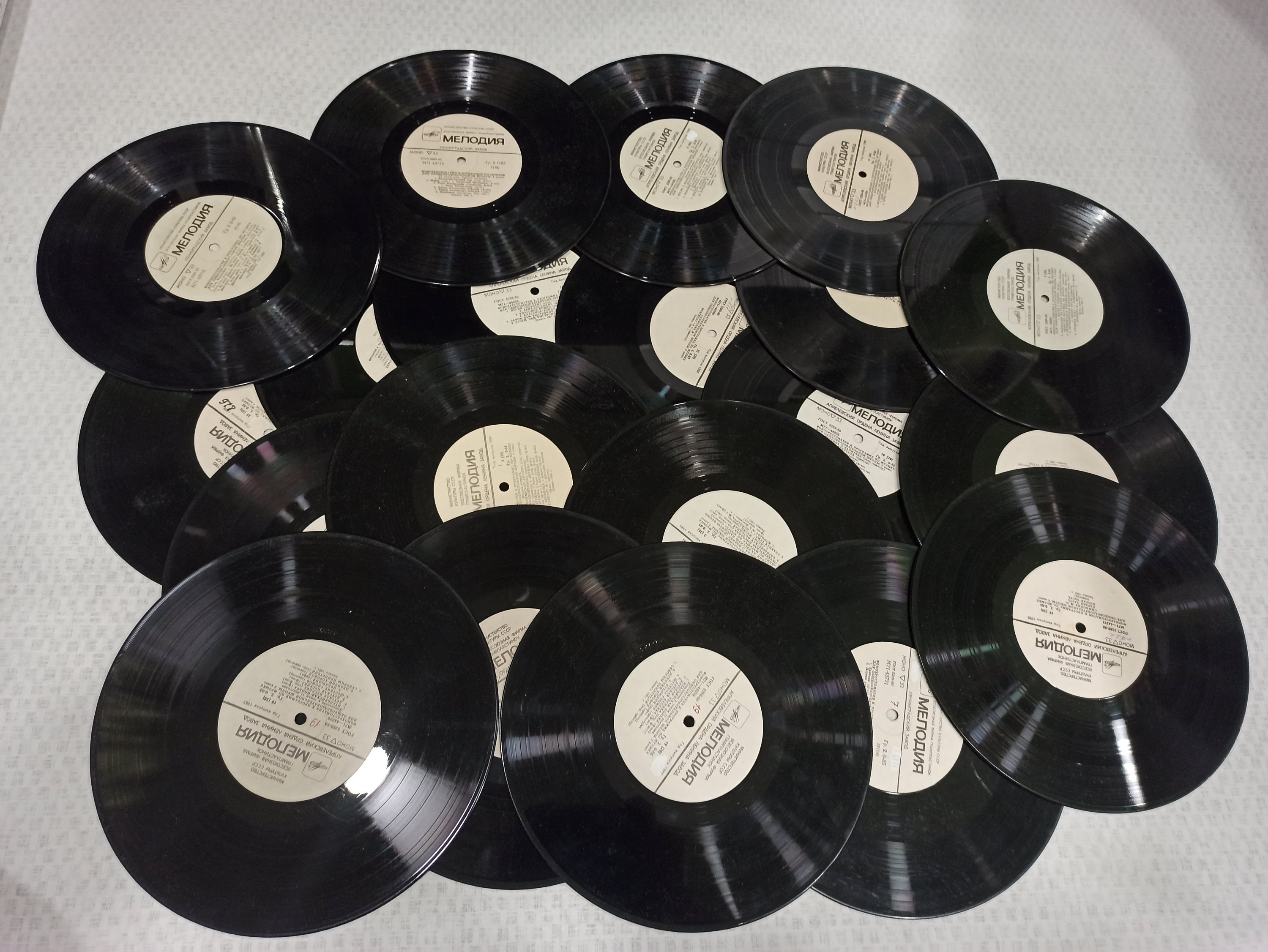 Vinyl Records 5, 15, 10 Vintage Round Repurposing Records Diy Wall Decor  Vinyl Coasters Pack Vinyl Disk Crafts Audio Vinyl Handmade Blanks 