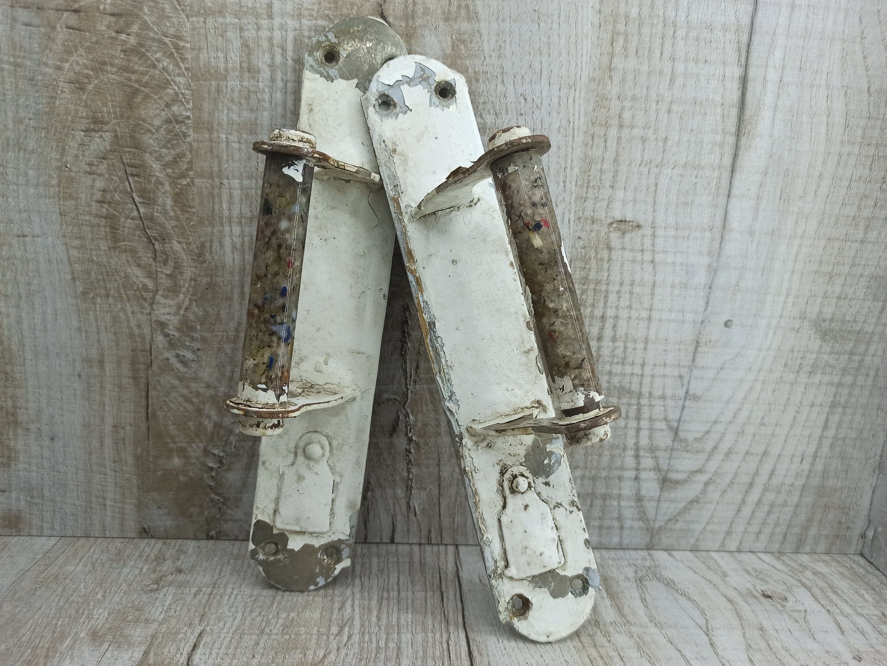 Poignée de porte froide Vieilles poignées de porte gauche poignées droites paire poignée de porte soviétique peinte en blanc Poignée de porte en métal