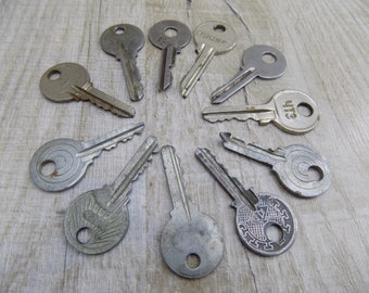 Vintage USSR Key Collection - 11 Skeleton & Flat Keys, Craft Supply