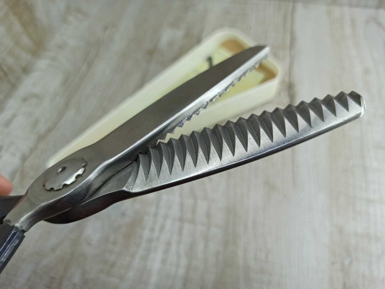 Vintage Zigzag Scissors Zigzag Scissors Photo Trimming Tool Etsy