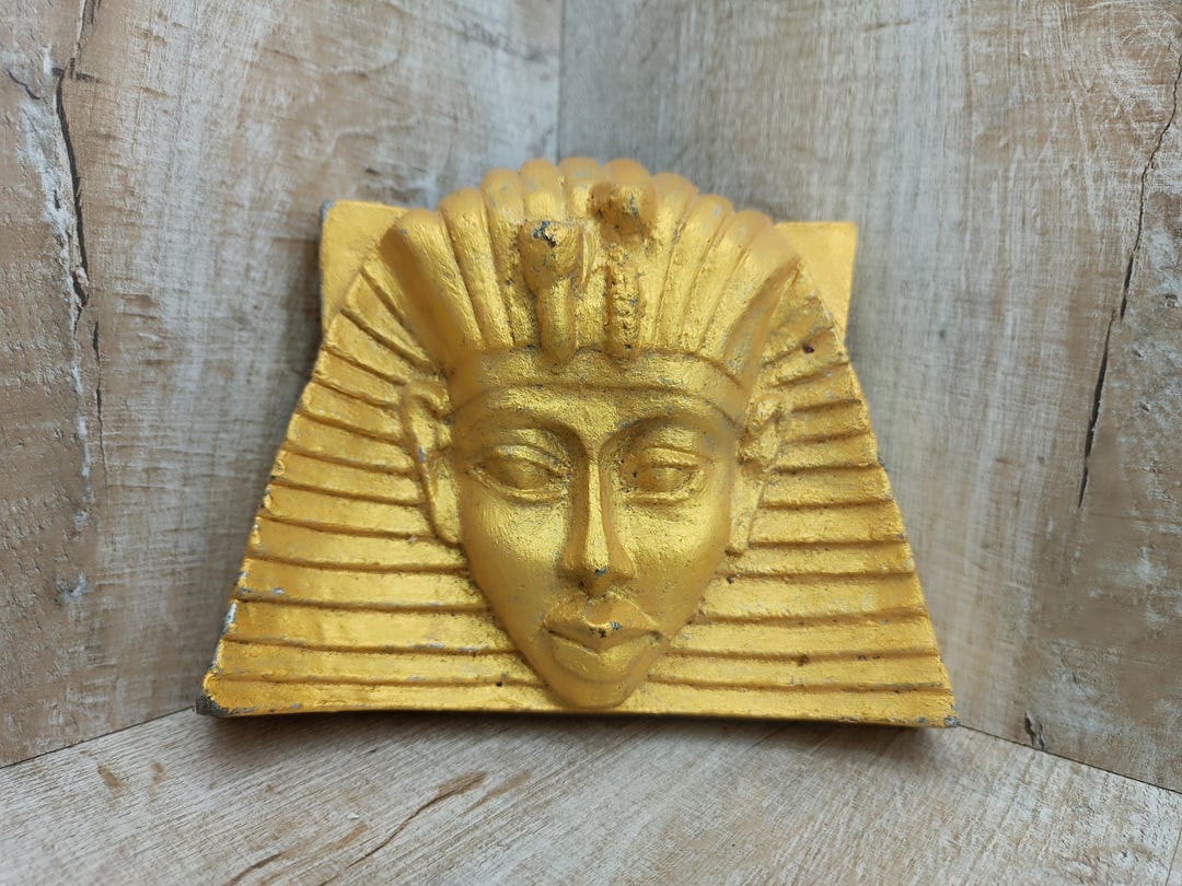 Tutankhamun Bust Statue – 40cm Plaster Pharaoh Head In Vintage Gold, Made In Egypt