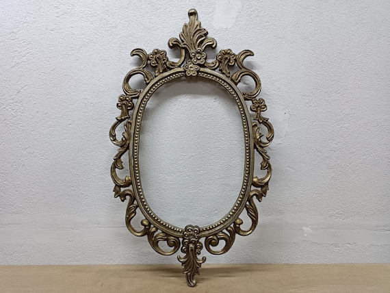 Oval photo frames discount