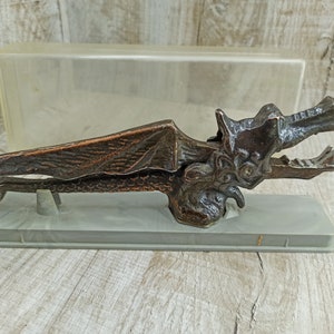 Schiaccianoci sovietico a forma di drago, utensile da cucina in metallo (anni '60)