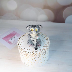 Nadel gefilzte graue Katzenskulptur: Miniaturkätzchen Puppe, Blythe Haustier