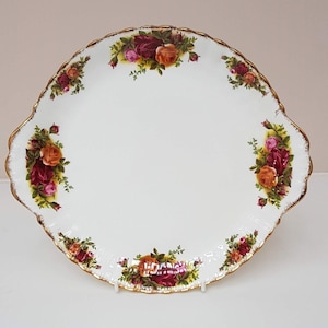 Royal Albert Cake Plate, Old Country Roses, China Handled Serving Platter, Red Roses, Vintage Gift, English Tea Set, 3 plates available