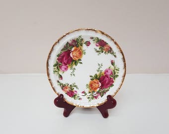 Royal Albert Old Country Roses, Vintage Trinket Dish, Little Round Plate, Pin Dish, Bonbon Dish, Butter Dish, Soap Dish, Red and Yellow Rose