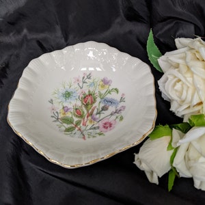 Aynsley Round Bowl, Wild Tudor, British Wildflowers, Hexagonal Shape Dish, Scalloped Rim, Collectible English China, Christmas Gift,