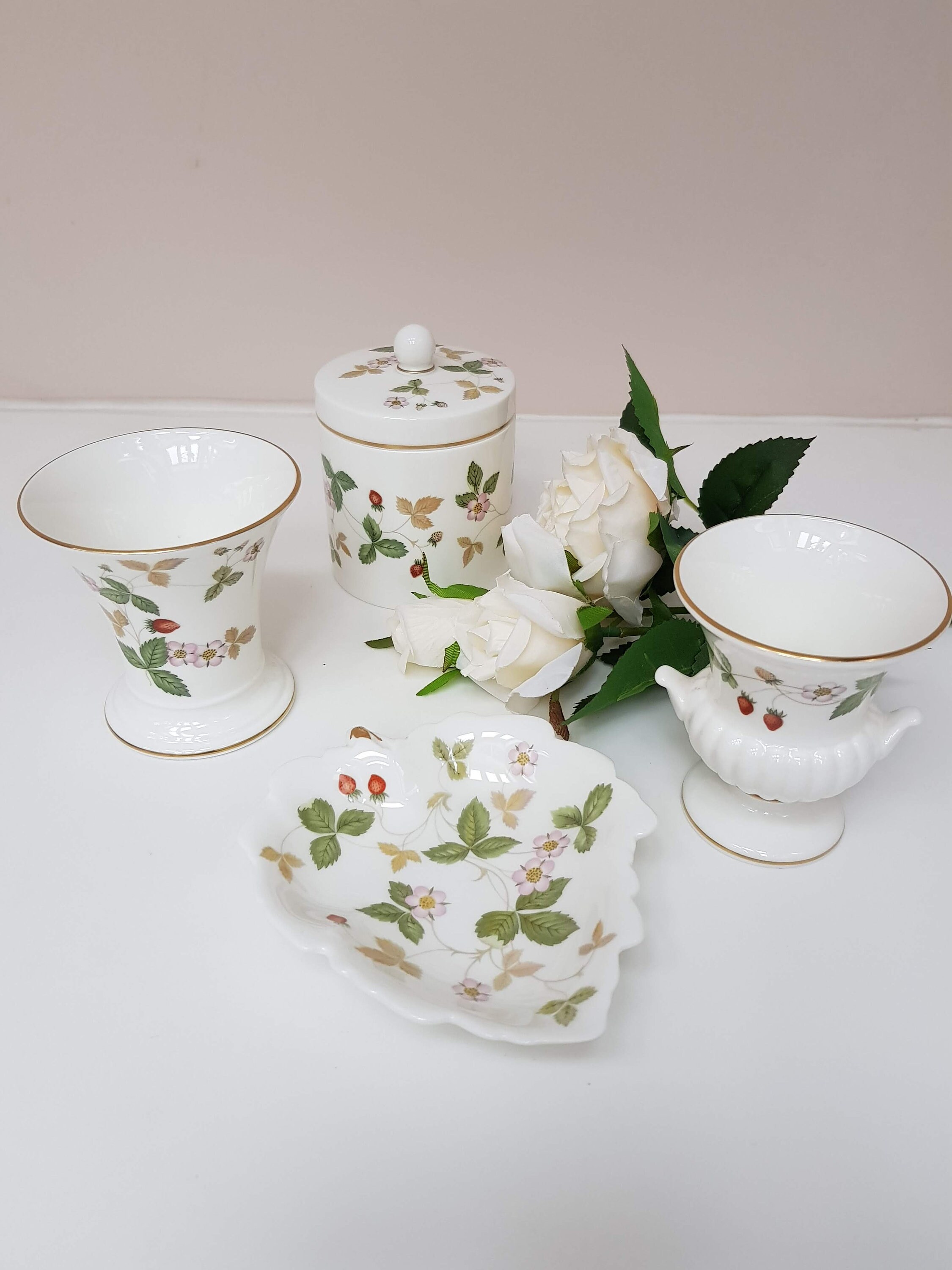 Wedgwood Small Urn/vase Wild Strawberry Pattern 1980s Etsy