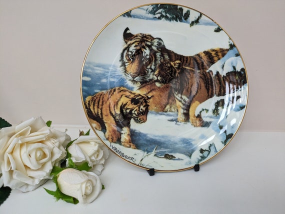 siberian mouse 2 girls and 1 boy Tiger Plate, Royal Doulton, Playing Cat and Mouse, Tiger & Cubs, Decorative  Display Plate, Weber Baler, Limited Edition, Tiger Lovers Gift - Etsy