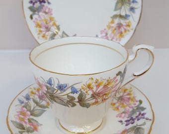 Look in VGC 1980's Paragon Country Lane Pattern Coffee Cup Saucers Only 12cmw 
