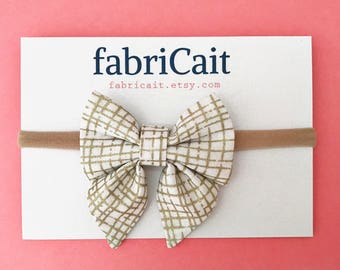 Gold Baby Bow Headband. Thanksgiving Plaid Bow. Gold Baby Bow. Girls Party Bow. Gold Plaid Baby Bow Headband. Modern Plaid Baby Bow.