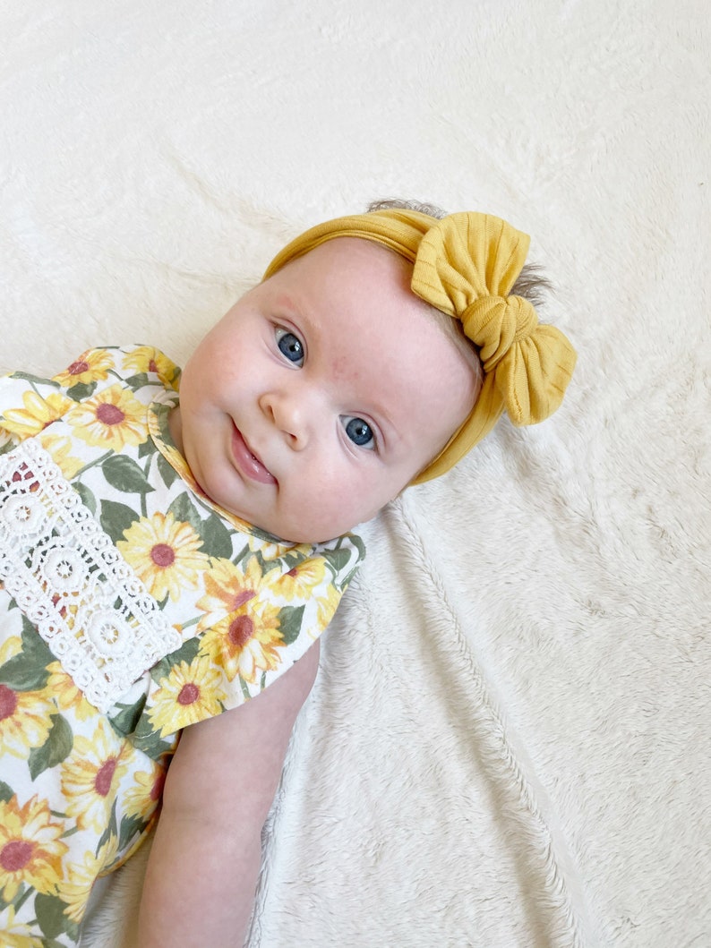 Neutral Bow Headband. Cream Bow Headband. Natural Baby Headband. Cream Newborn Headband. Cream Baby Headband. Cream Newborn Baby Headband. image 5