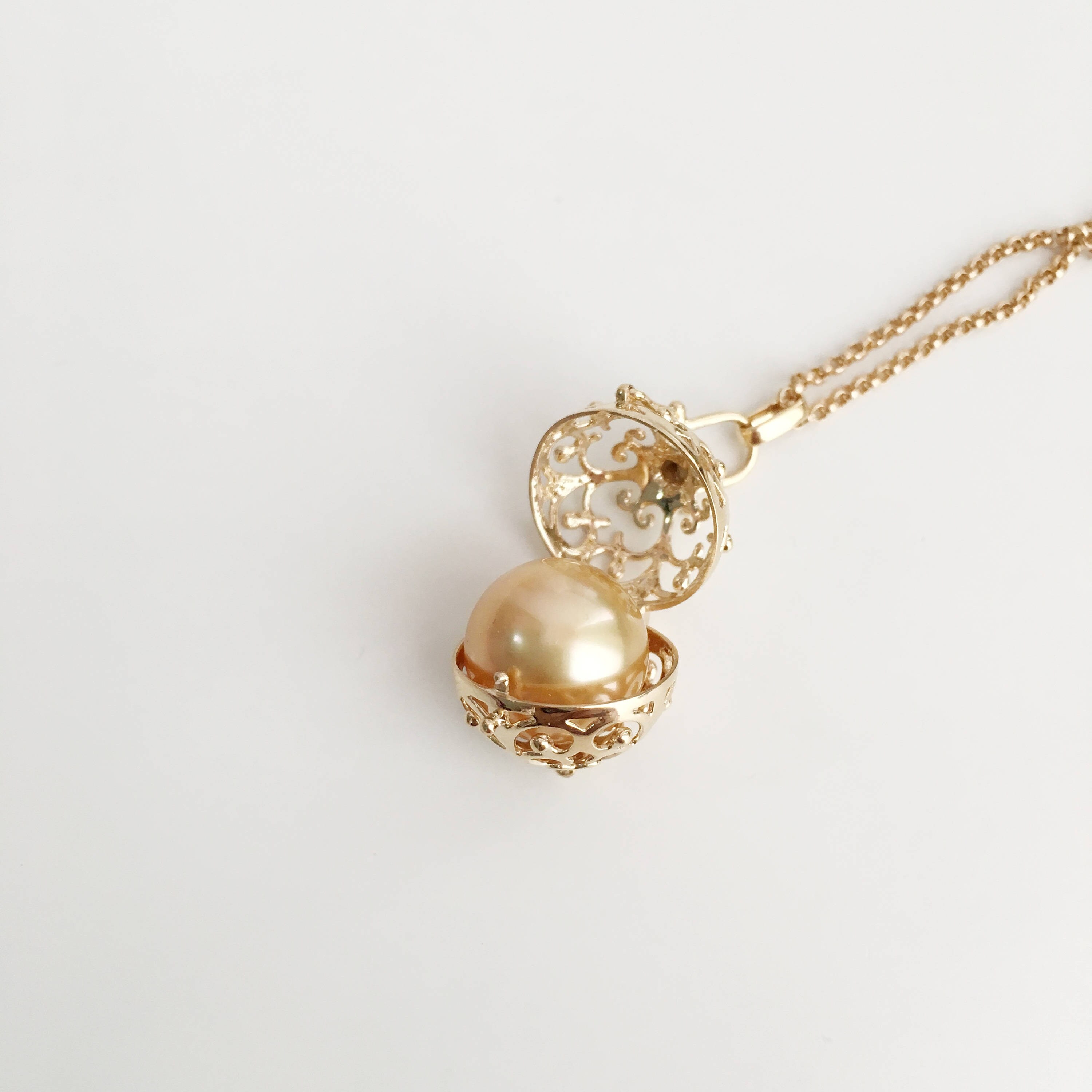 10-11mm South Sea Pearl Necklace Golden 