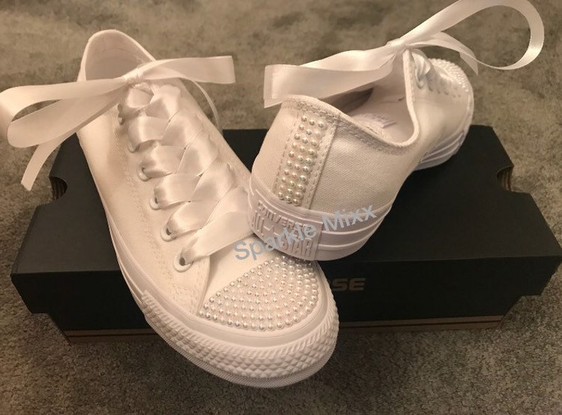 Alle weißen Converse mit Perle Zehen und RückenStreifen und | Etsy