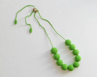 Necklace with crocheted beads for women, Wooden juniper beads, Green beads, Summer necklace