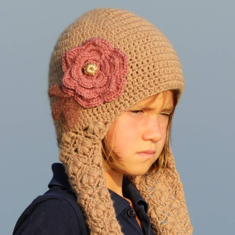 Crochet Flower Bonnet, Cute Hat with Scarf, Winter Scarf Women, Baby Clothes, Crochet Scarf and Hat, Natural Wool Hat, Custom Bonnet image 3