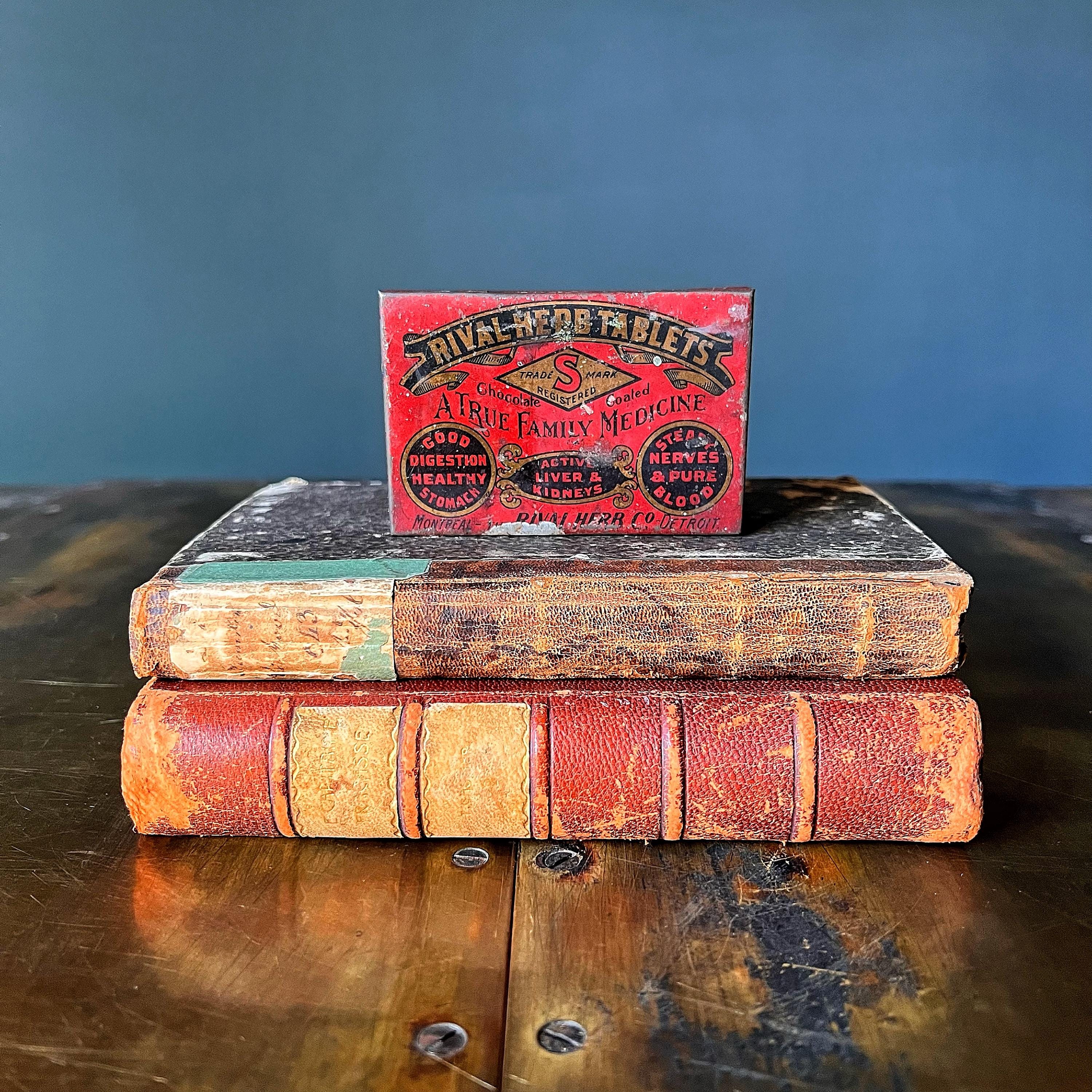 【セール中】1950－1960年ヴィンテージ白＆ゴールドのティッシュカバー セール中】1950－1960年ヴィンテージ白＆ゴールドのティッシュ