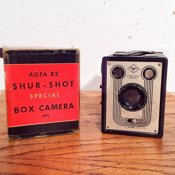 Vintage Camera, Agfa B-2 Shur-Shot Special Box Camera