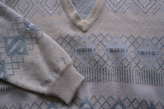 Soft Wool Argyle Sweater | Blue and Gray | Pullov… - image 3
