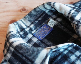 Pendleton wool jacket | Black and white plaid | Vintage hunting style
