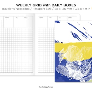 Może przedstawiać: Tygodniowy planer z siatką i codziennymi polami w notesie w formacie paszportu. Okładka przedstawia kwiatowy wzór w kolorze niebieskim, żółtym i białym z motywem pociągnięć pędzlem.