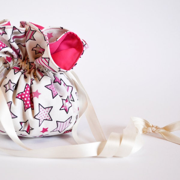 Pink stars drawstring Pouch, Drawstring bag, Pink drawstring Bag, Jewelry Pouch, Pink Pouch, Small pink bag, pink Bag, bag with stars.