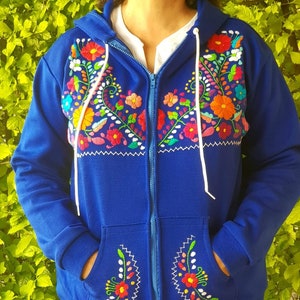 Mexican embroidered hoodie plus size, Mexico embroidery royal blue sweatshirt,  curvy pullover, Flower denim jean jacket, Sudadera mexicana