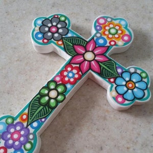 Color y Tradicion Mexican Tin Cross Wall Hanging Folk Art Handmade Sacred Heart # 118 Color y Tradicion Mexican Tin Cross Wall Hanging Folk Art Handmade Sacred Heart # 118